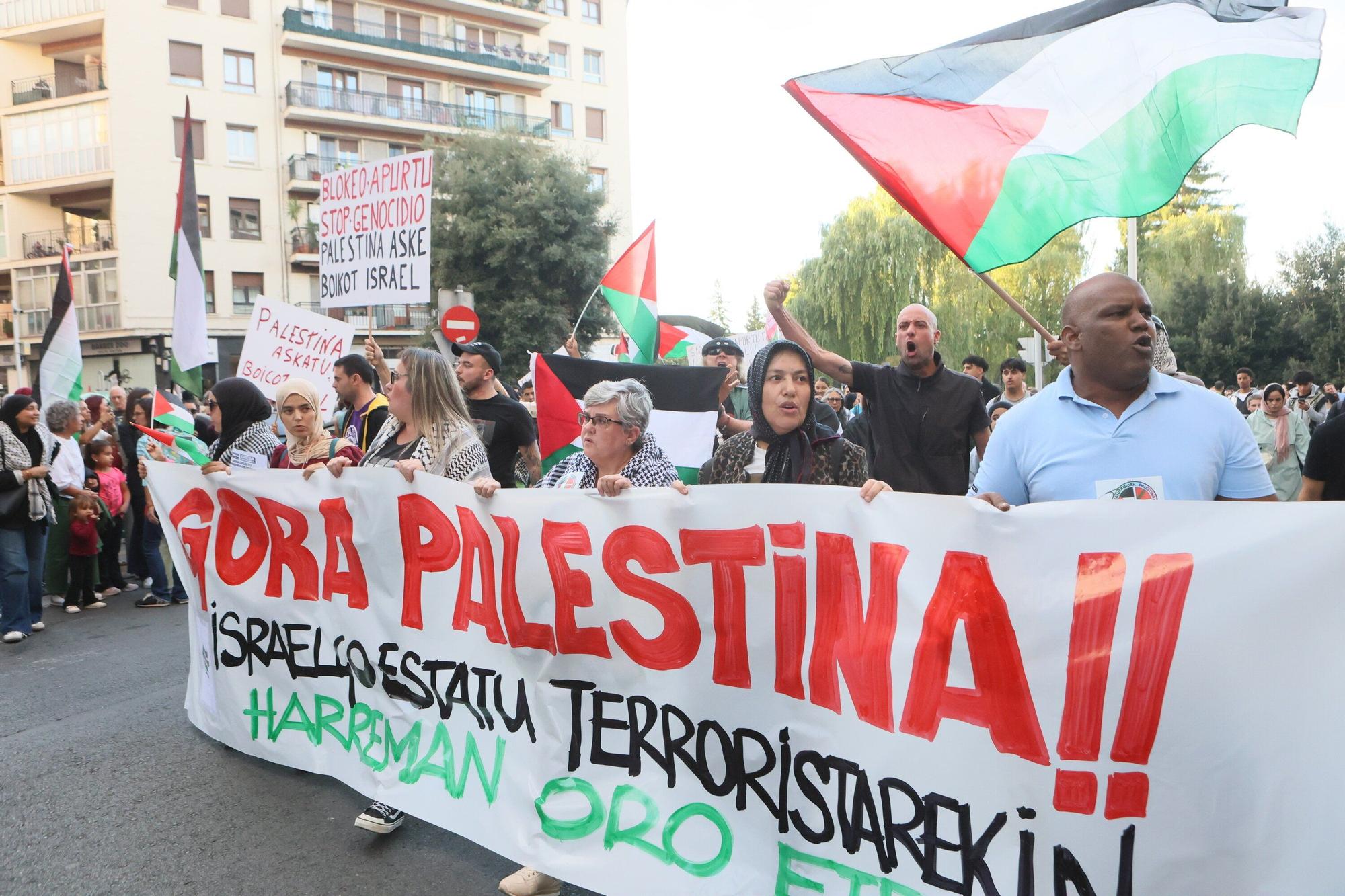 En imágenes: Vitoria protesta contra el genocidio en Gaza