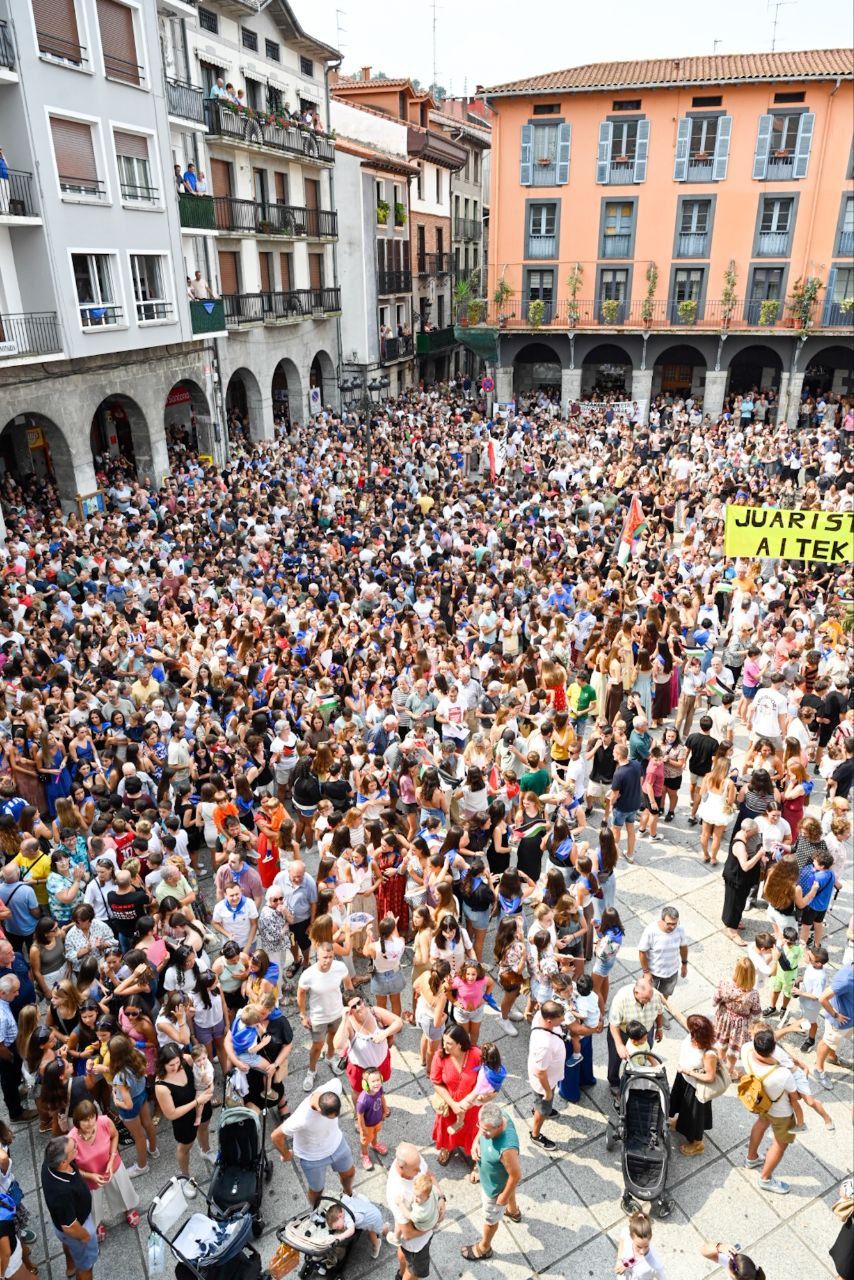 Lehertu da festa Azkoitian