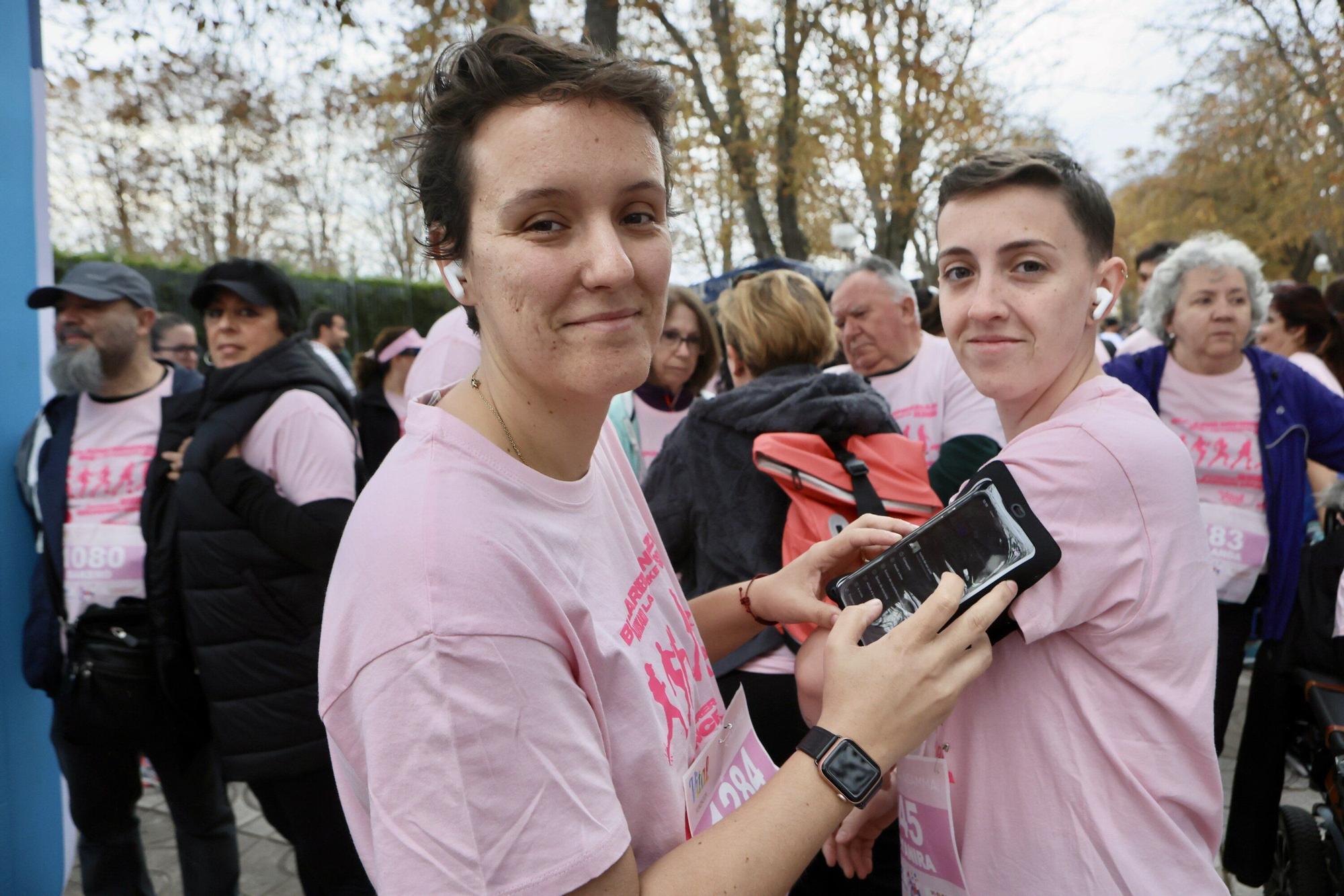 En imágenes: Vitoria se vuelca con la VI Carrera Solidaria contra el Cáncer de Mama