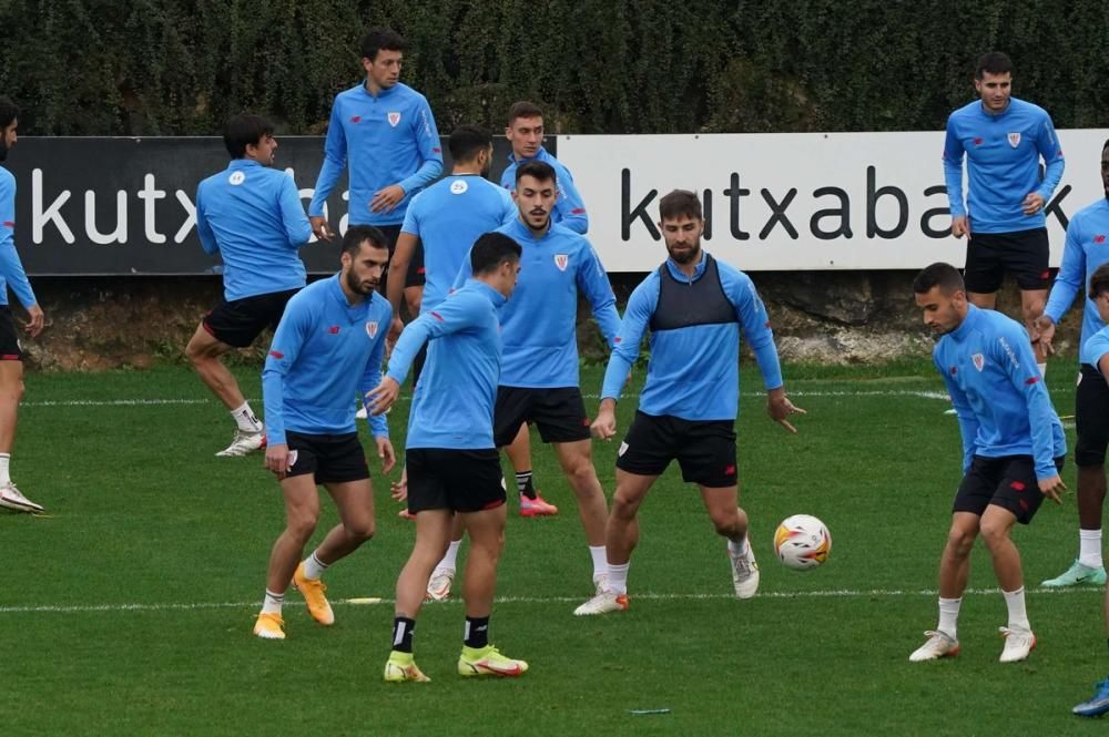 Entrenamiento del Athletic en Lezama.