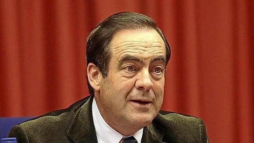 José Bono, ayer en el Colegio Larraona de Pamplona.
