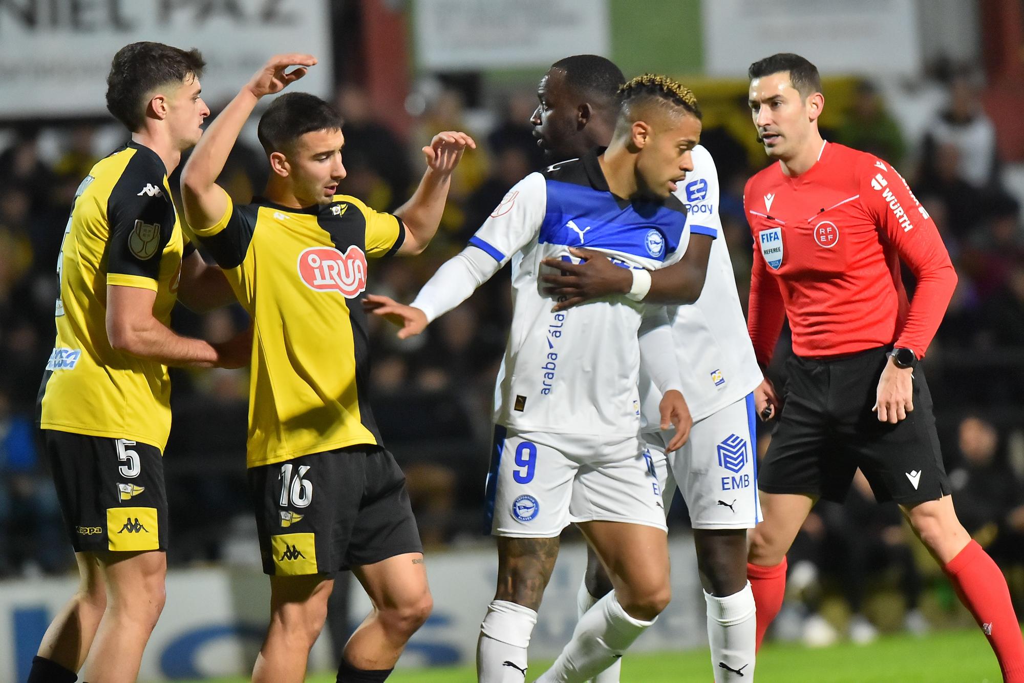 Todas las fotos del duelo copero entre el Portugalete y el Alavés