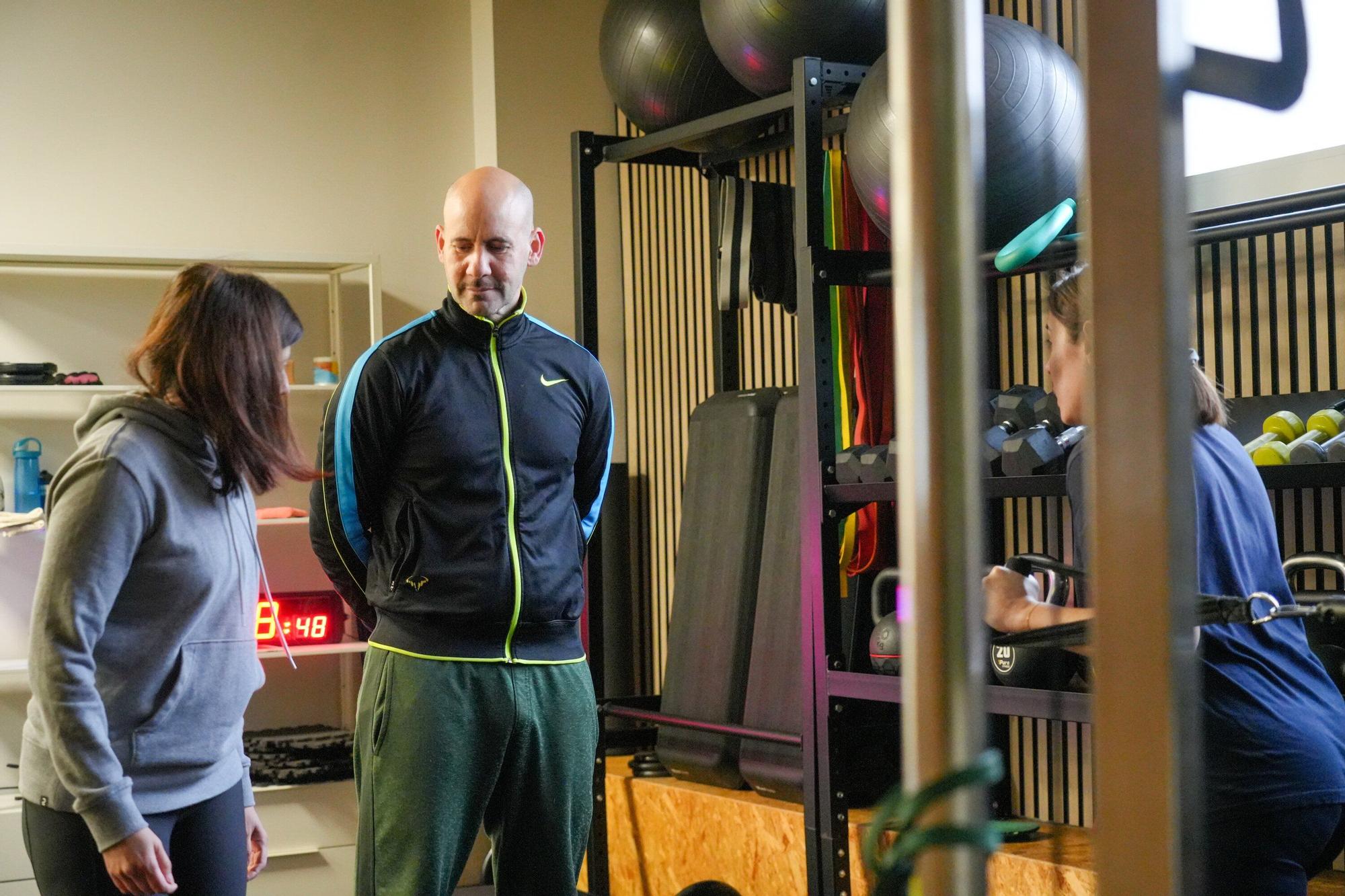 En imágenes: Iker Larrimbe durante una sesión con unbgrupo reducido