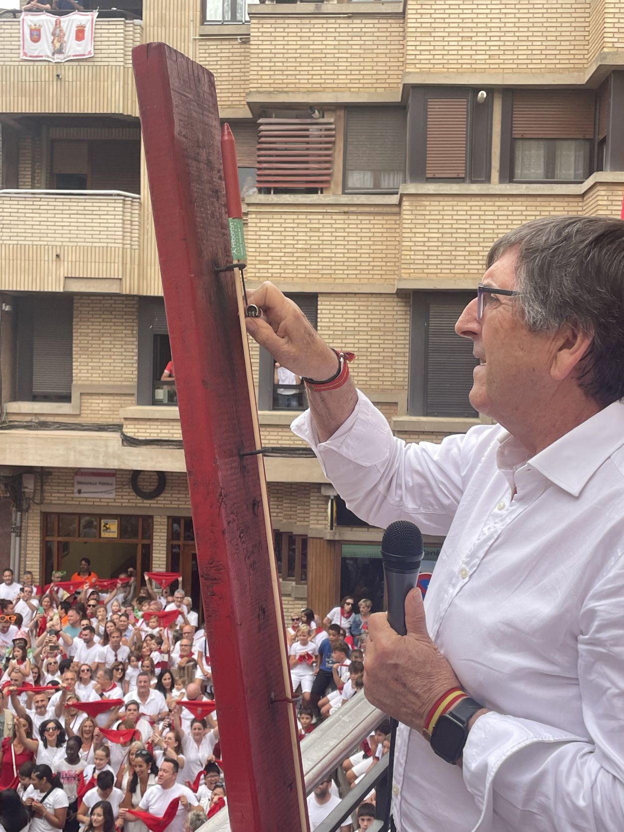 Fotos del chupinazo de fiestas de Azagra