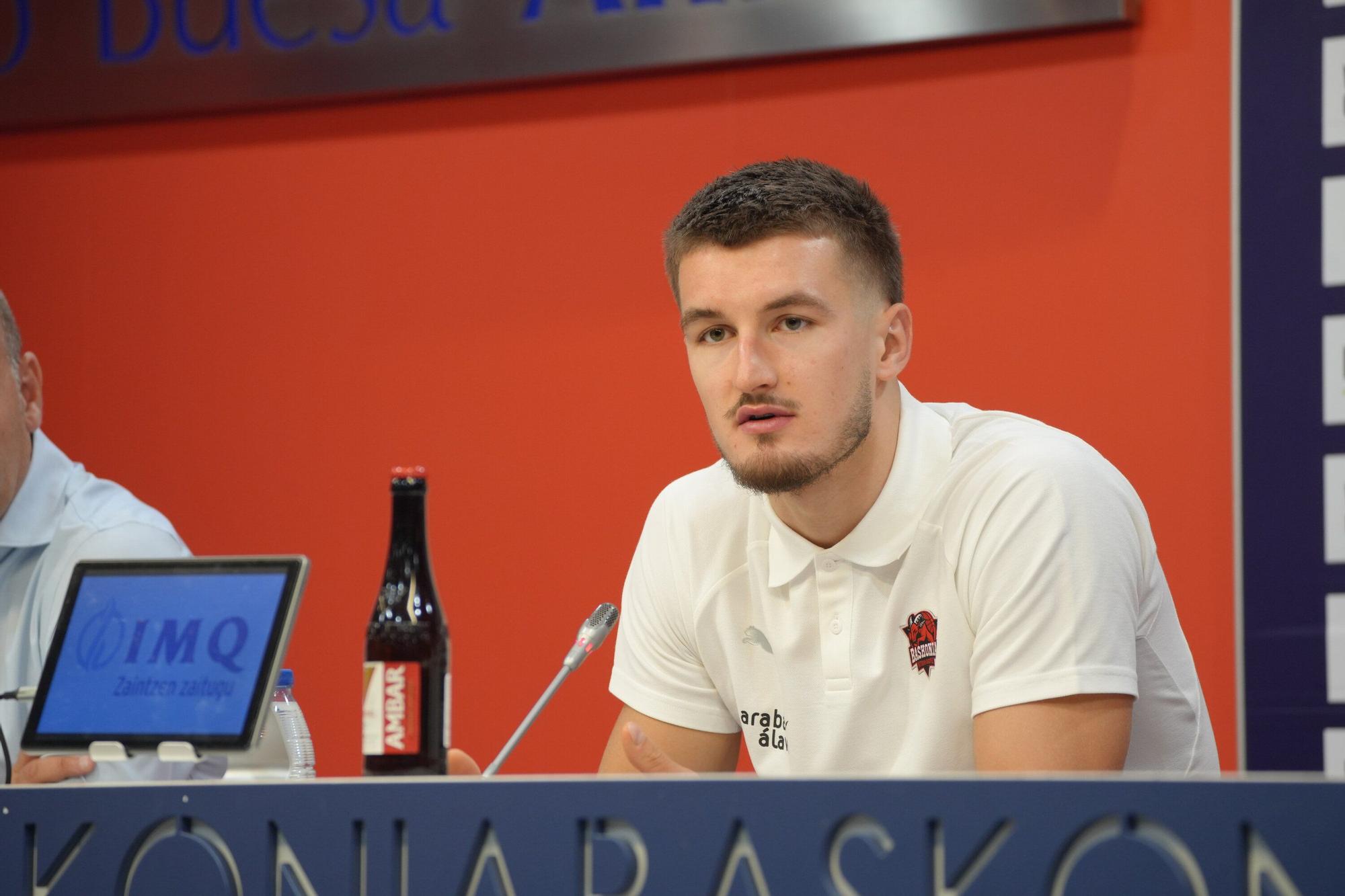 En imágenes: Presentación de Clément Frisch como jugador del Baskonia