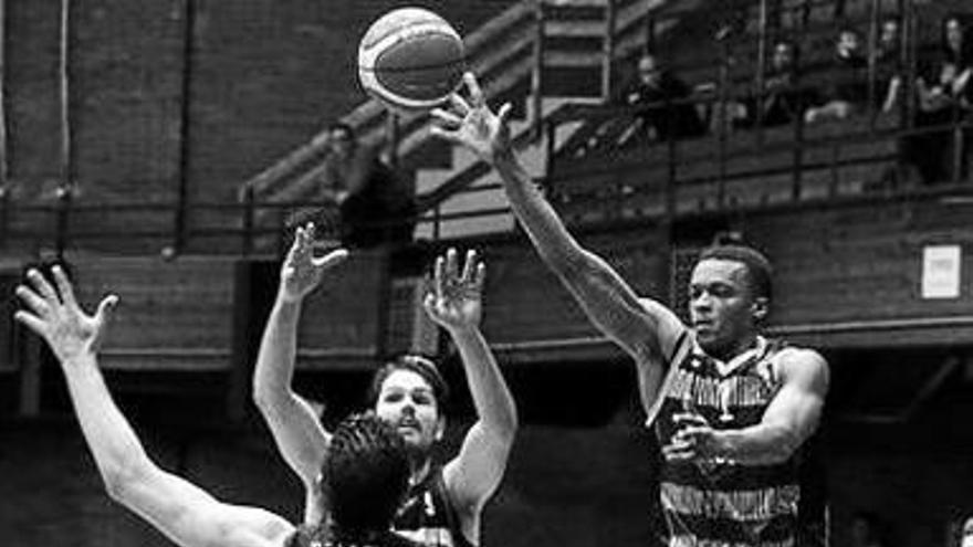 Kris davis, artillería para basket navarra