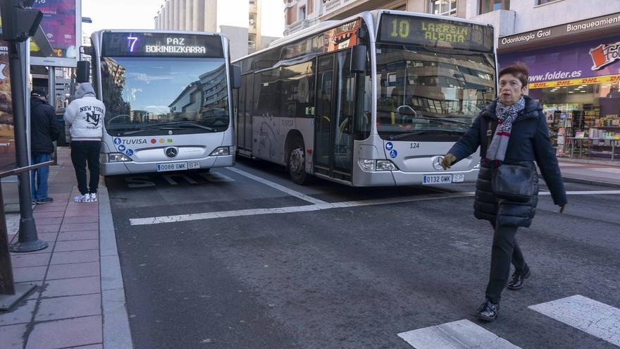 El único carril entre Paz y Cadena y Eleta complica la circulación de cinco líneas de autobuses urbanos