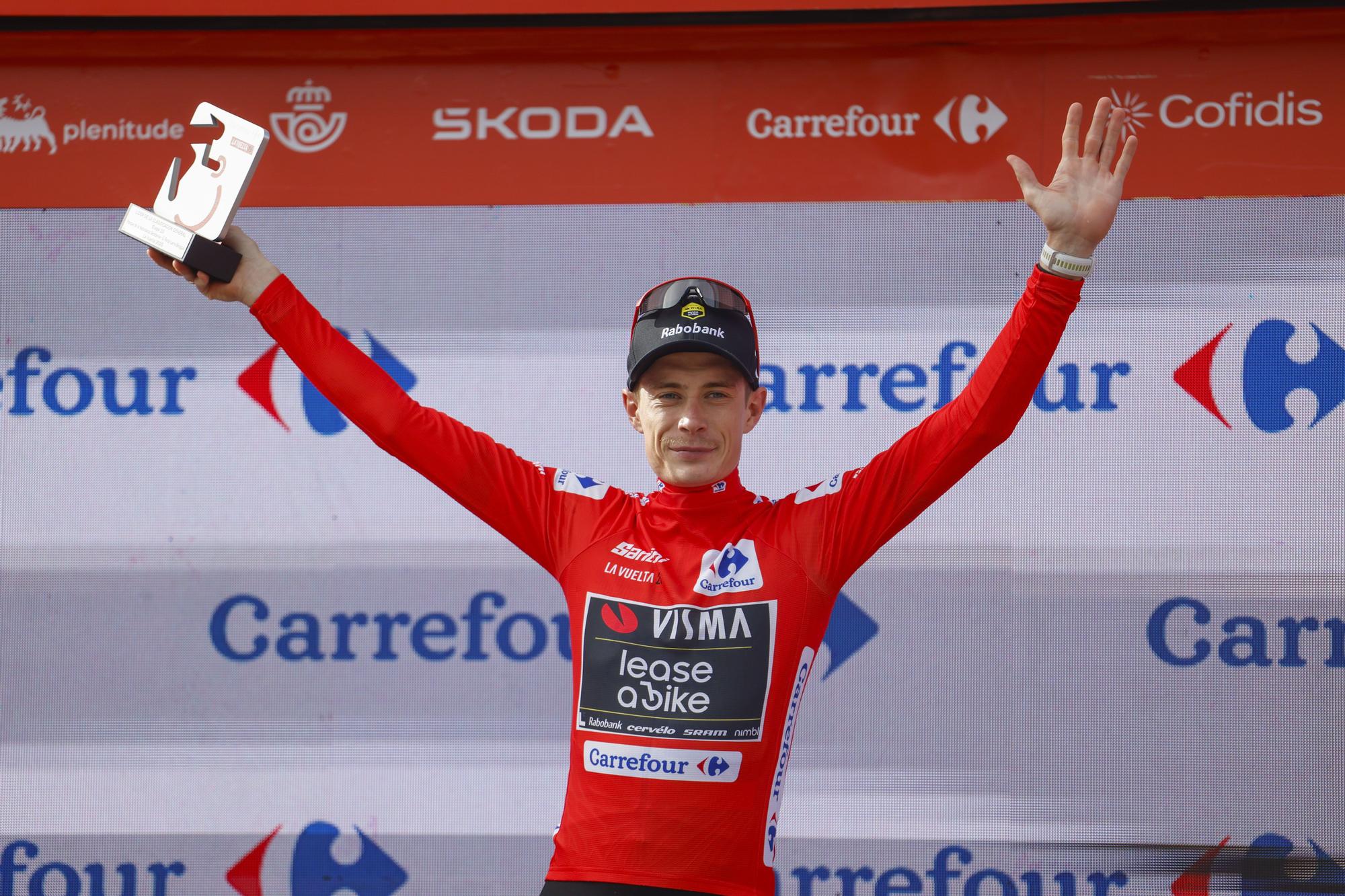 Fotos de la etapa navarra de La Vuelta 25 entre Sendaviva y Larra - Belagua
