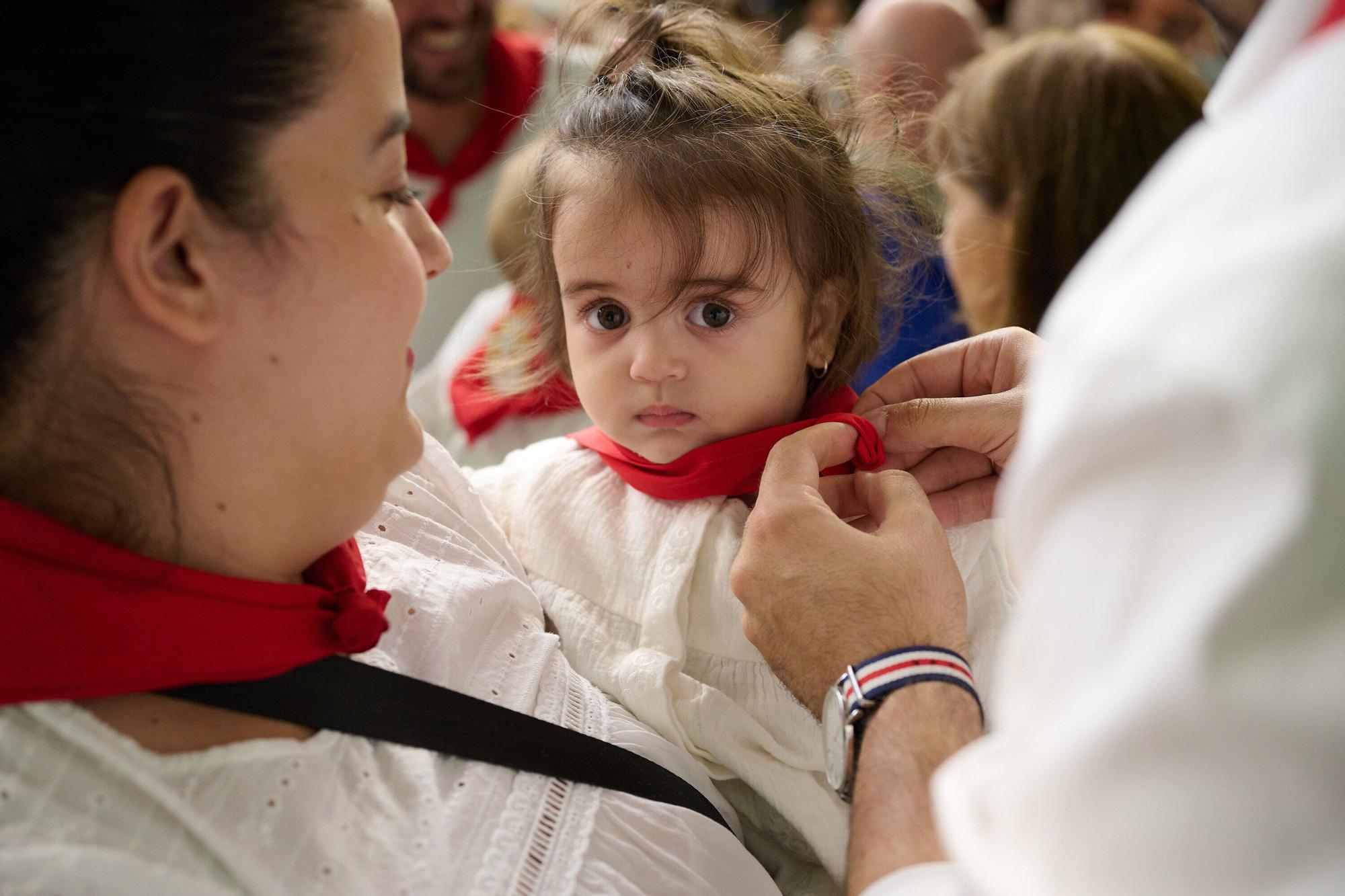 Pañuelada de los nacidos en 2024 en Zizur Mayor