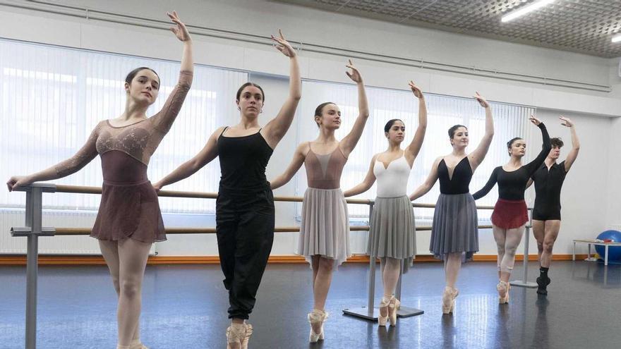 José Uruñuela: danza invitada, danza solidaria