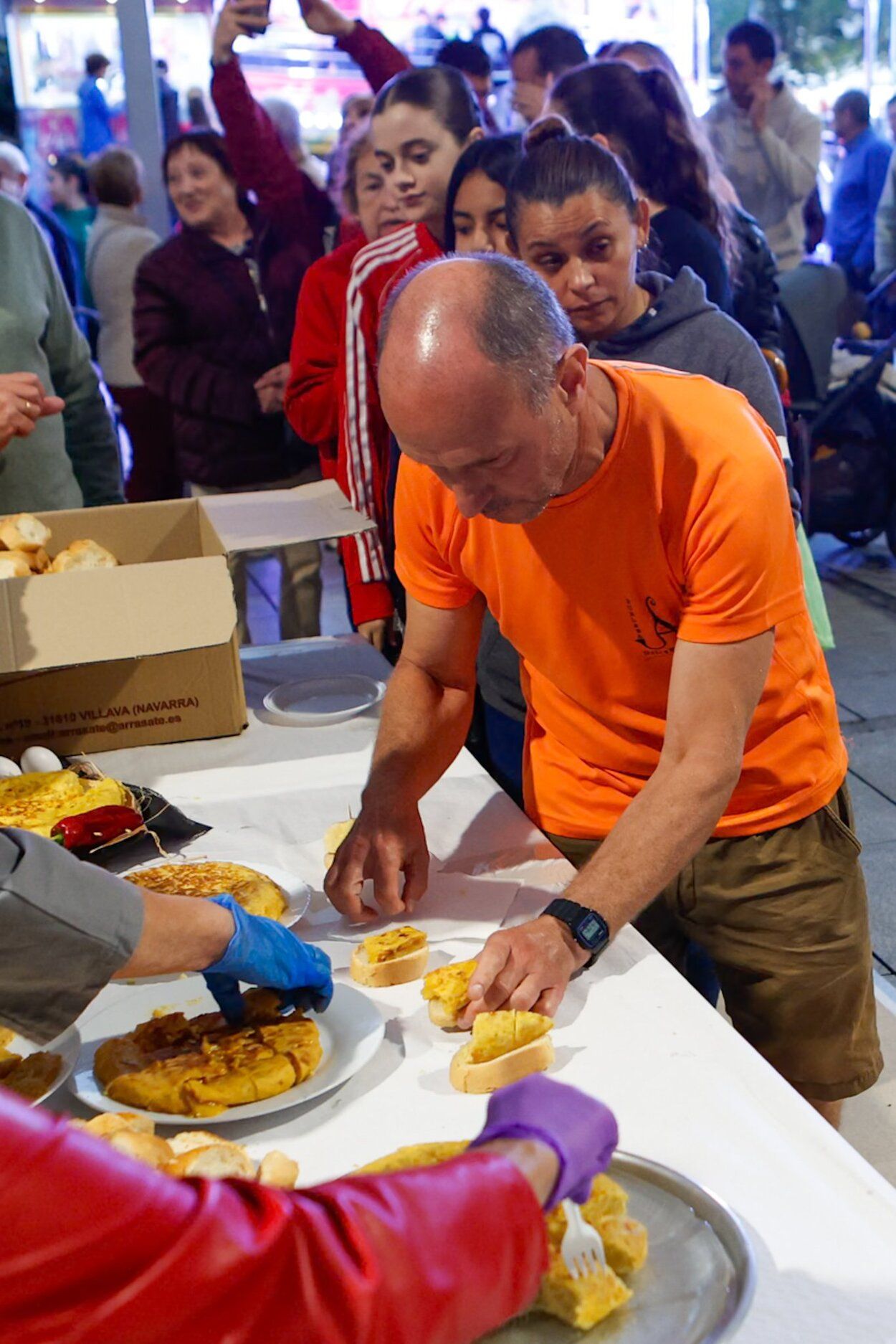 Fotos del concurso de tortilla de patata en Villava-Atarrabia