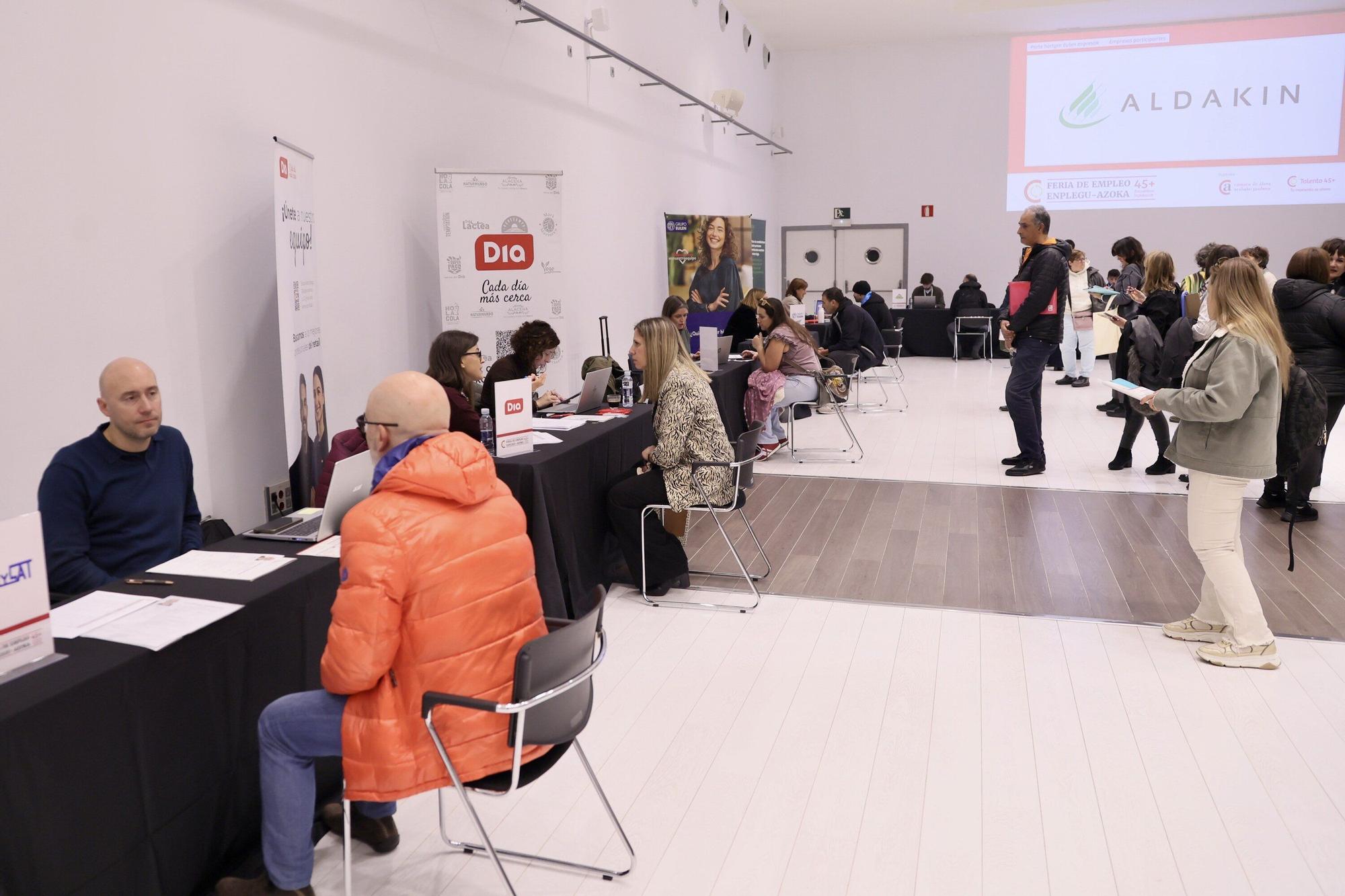 En imágenes: El Europa acoge la Feria de Empleo +45