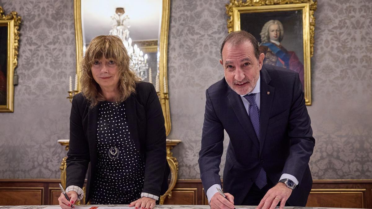 La vicepresidenta Ollo y el consejero Espadaler firman la renovación del convenio de colaboración por otros cuatro años La vicepresidenta Ollo y el consejero Espadaler firman la renovación del convenio de colaboración por otros cuatro años