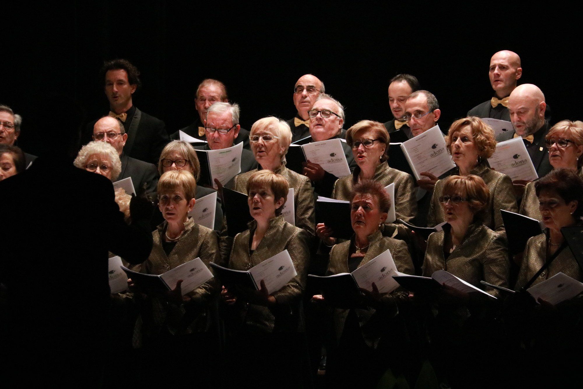 coro joaquin gazgtambide-fermin perez nieveas.JPG