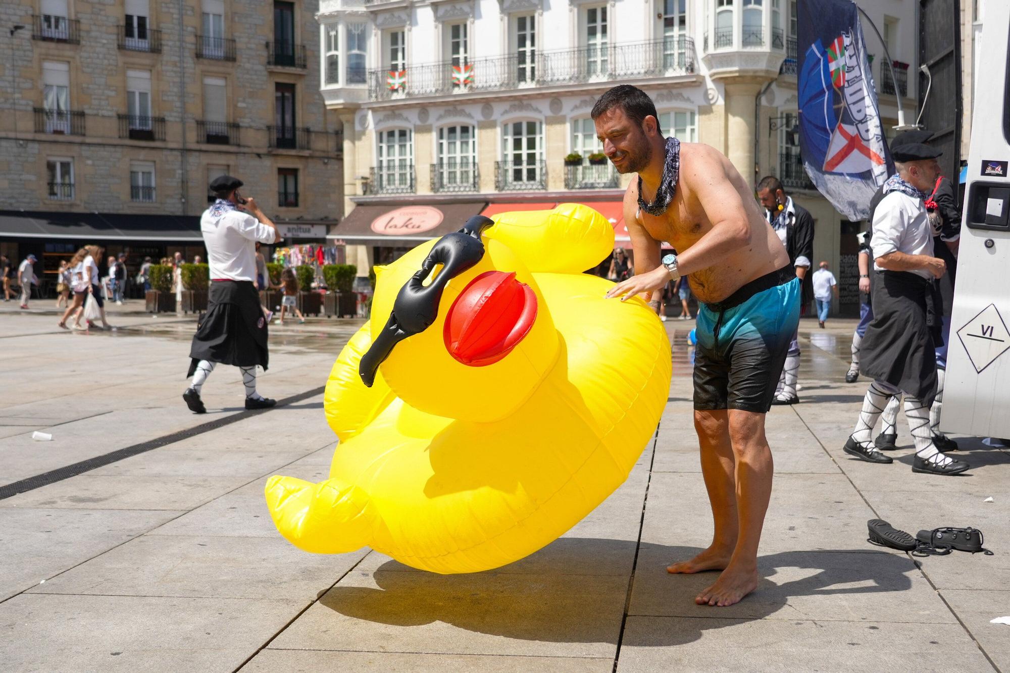 En imágenes: Otro día de fiesta en Vitoria-Gasteiz