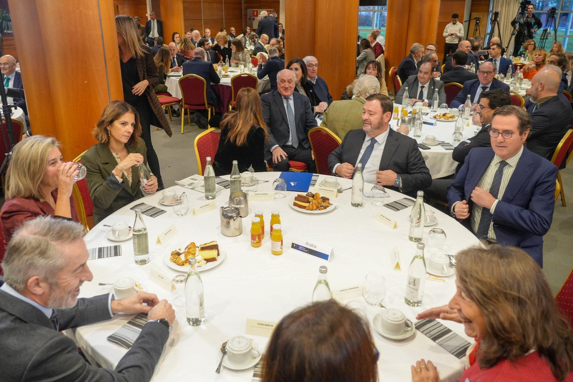 En imágenes: SEA Empresas Alavesas organiza la jornada 'Liderando la incertidumbre'