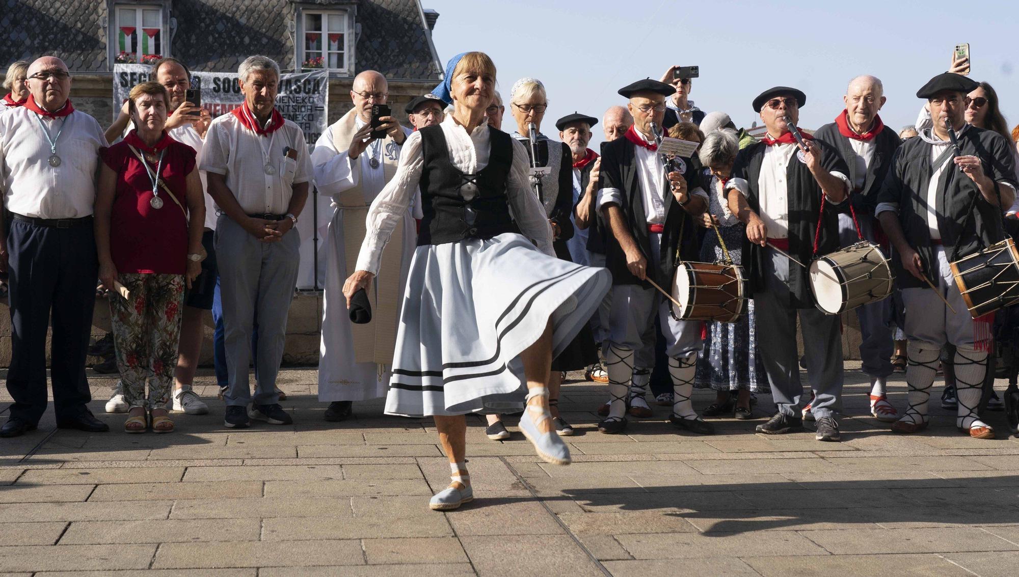 En imágenes: Blusas y neskas veteranos celebran su día en La Blanca