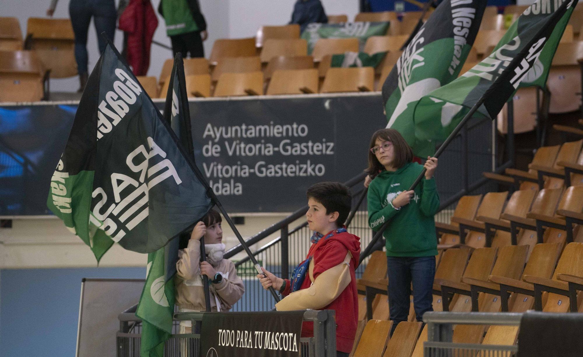 En imágenes: Derrota del Kutxabank Araski ante el Estepona