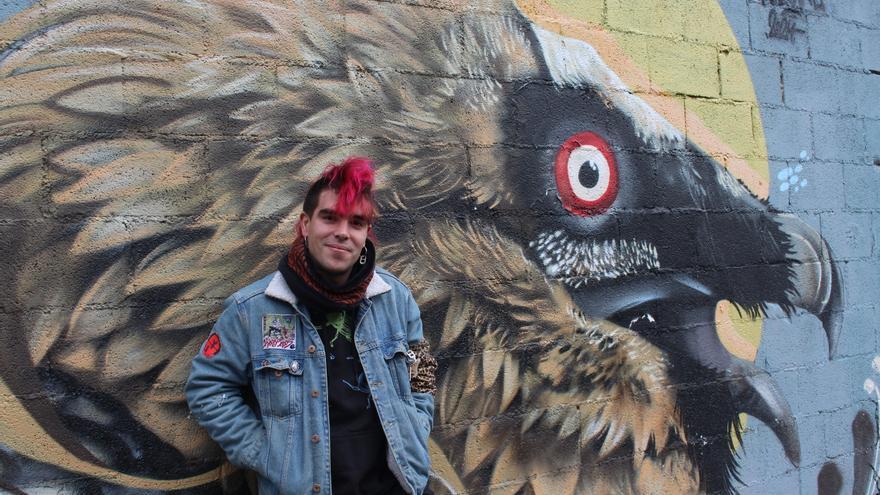 Mutiko Kristal, el artista que hace respirar los muros