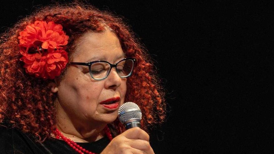 Andrea Uña y Lorena Salcedo unen versos y flamenco en Cita con la Poesía