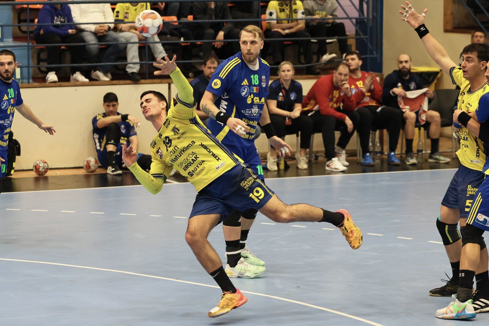 Alegría en Artaleku con la gran clasificación del Bidasoa en la EHF European League