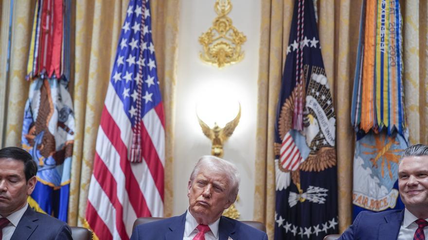 Trump amenaza a los cárteles venezonalos con ataques &quot;muy pronto&quot; y advierte a Colombia: &quot;Acabaremos con esos hijos de perra&quot;