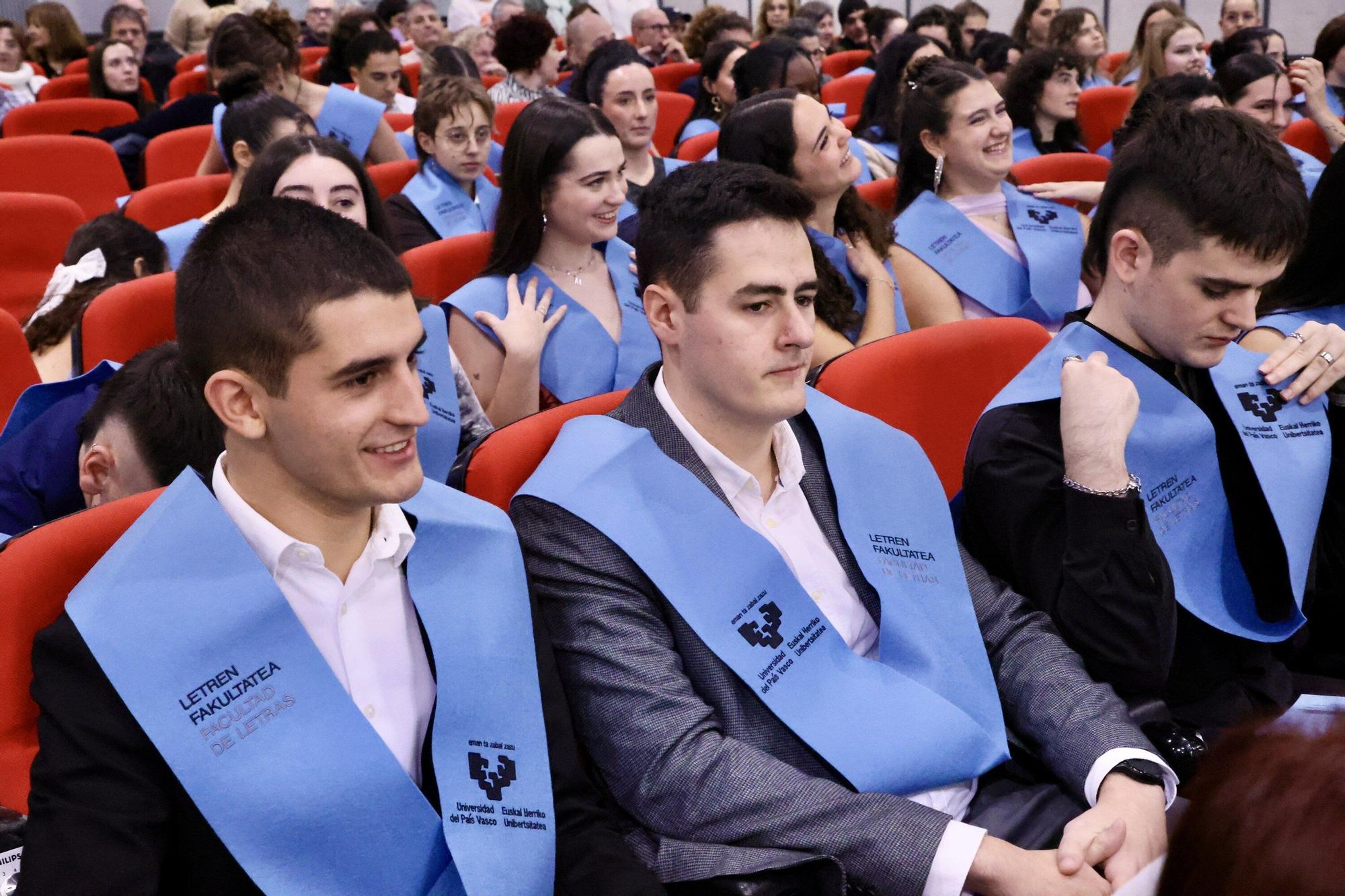 En imágenes: Graduación de alumnos de la Facultad de Letras