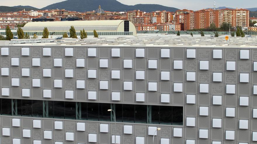 La Oficina Anticorrupción no encuentra irregularidades en la obra de las oficinas del Navarra Arena
