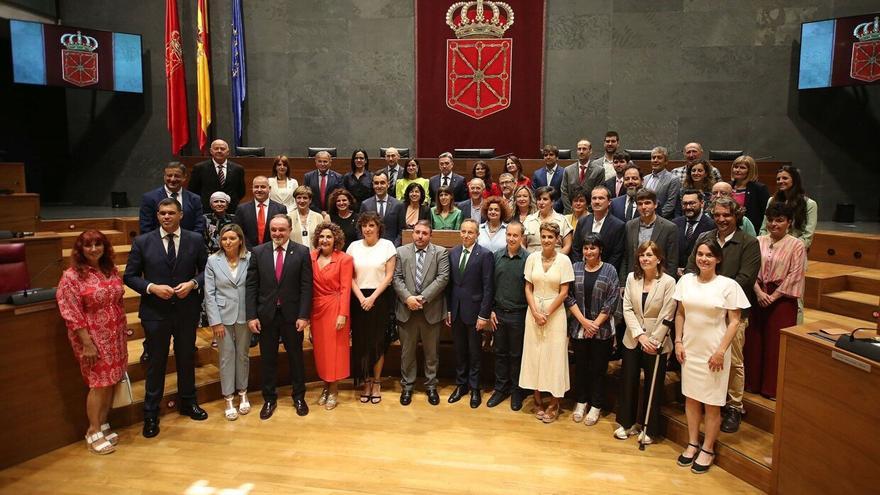 Un Parlamento de Navarra para no perder la compostura