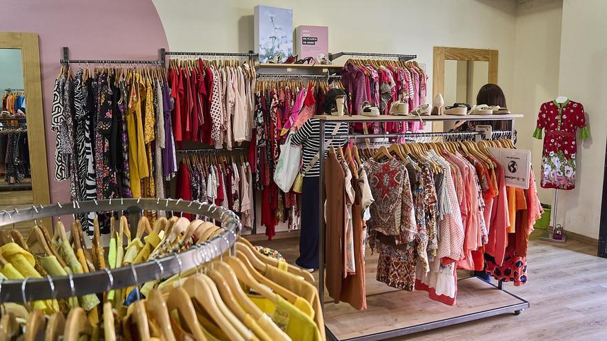 Koopera recoge 9.000 toneladas de textil y crea más de 180 empleos de inserción en Euskadi en 2025