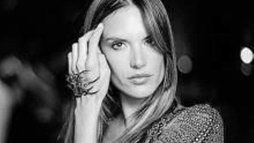 Alessandra Ambrosio se pone a las órdenes de Scorsese