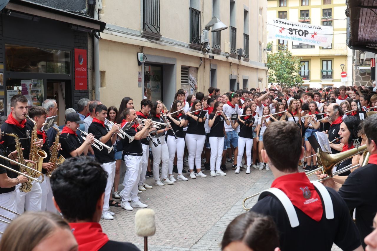 Hasi dira Debako "Sanrokeak"