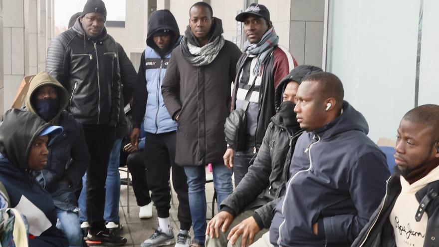 "Están generando un mercado negro de citas"