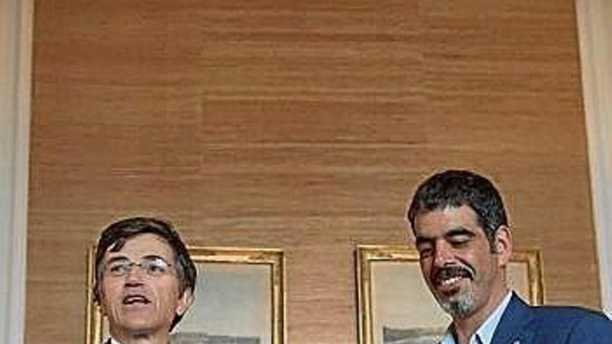 Goia baraja invitar al alcalde de Versalles en septiembre