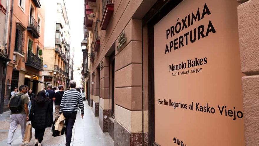 Manolo Bakes abre local en el Casco Viejo