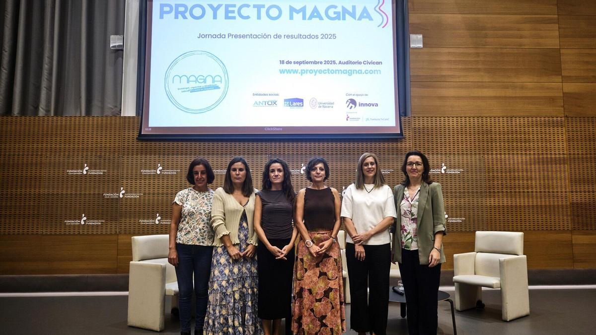 Las entidades Antox, Lares Navarra y Universidad de Navarra presentan un trabajo sobre las adicciones en personas mayores en la Comunidad foral