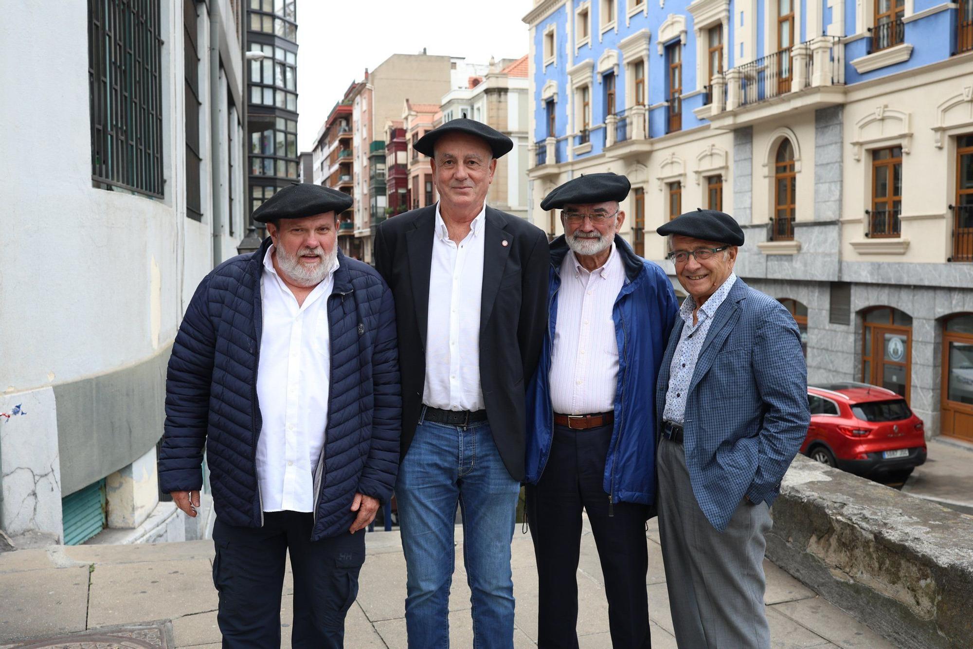 Juan Heagoas, Marc Pecasteings, Gerardo Tiedemann, un hombre ligado a la mar, y Jesús Exposito.