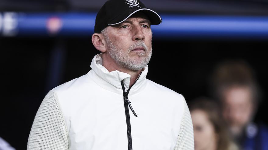 Fallece Eric Roy, entrenador del Brest, a los 58 años