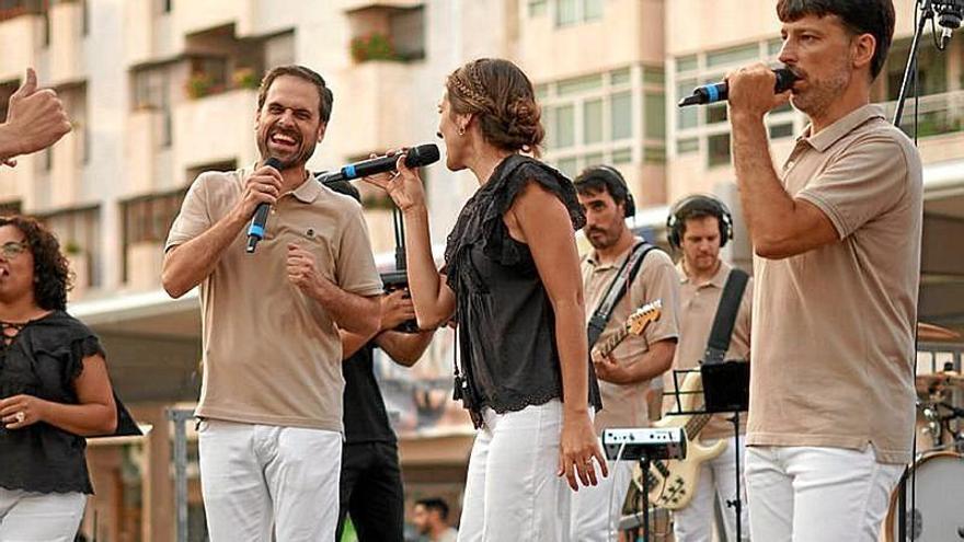 El góspel vuelve un agosto más a apoderarse de la plaza Santa Bárbara