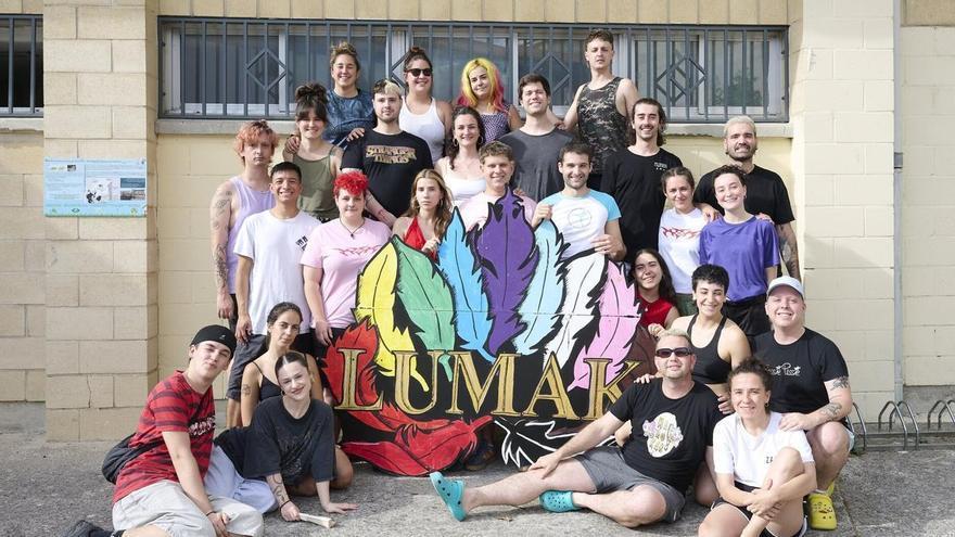 Arte, baile y brillo: esto es Lumak Travesti Fest