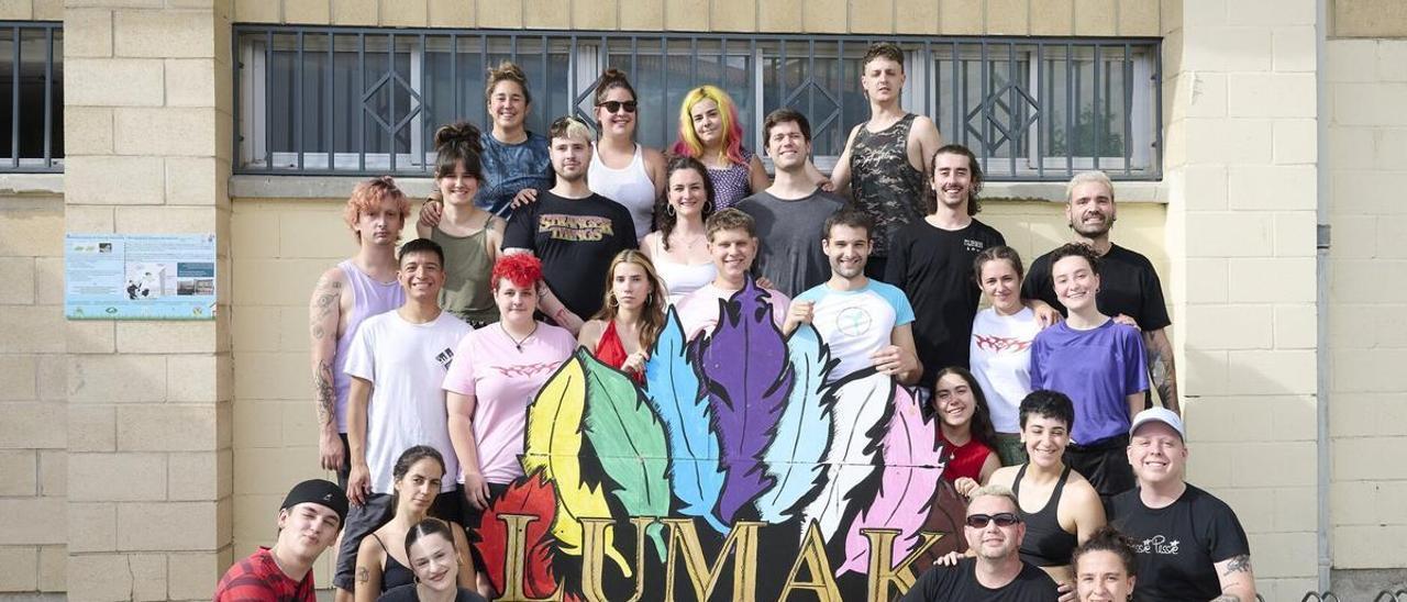 Arte, baile y brillo: esto es Lumak Travesti Fest