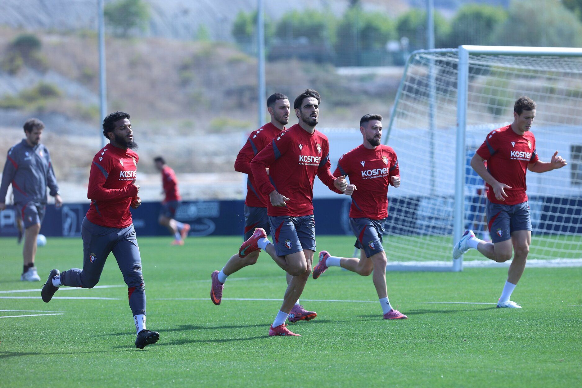 Fotos del entrenamiento de Osasuna (29/09/2025)