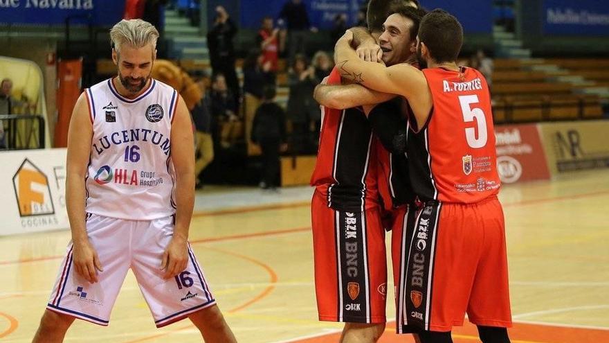 Narros aniquila al líder a triples