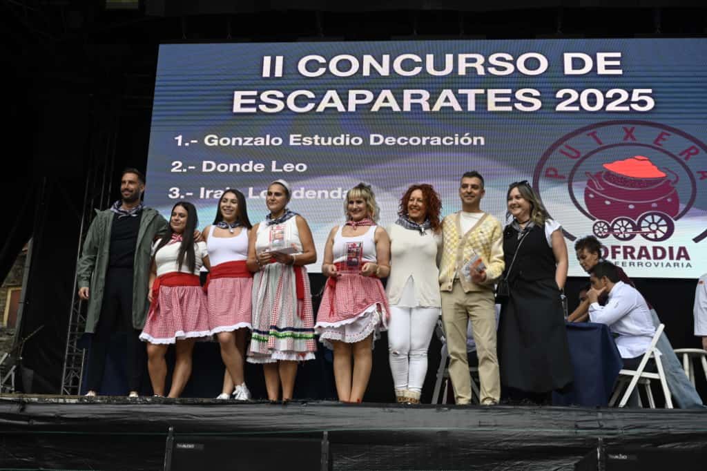Las putxeras humean en Balmaseda en homenaje al tren de La Robla