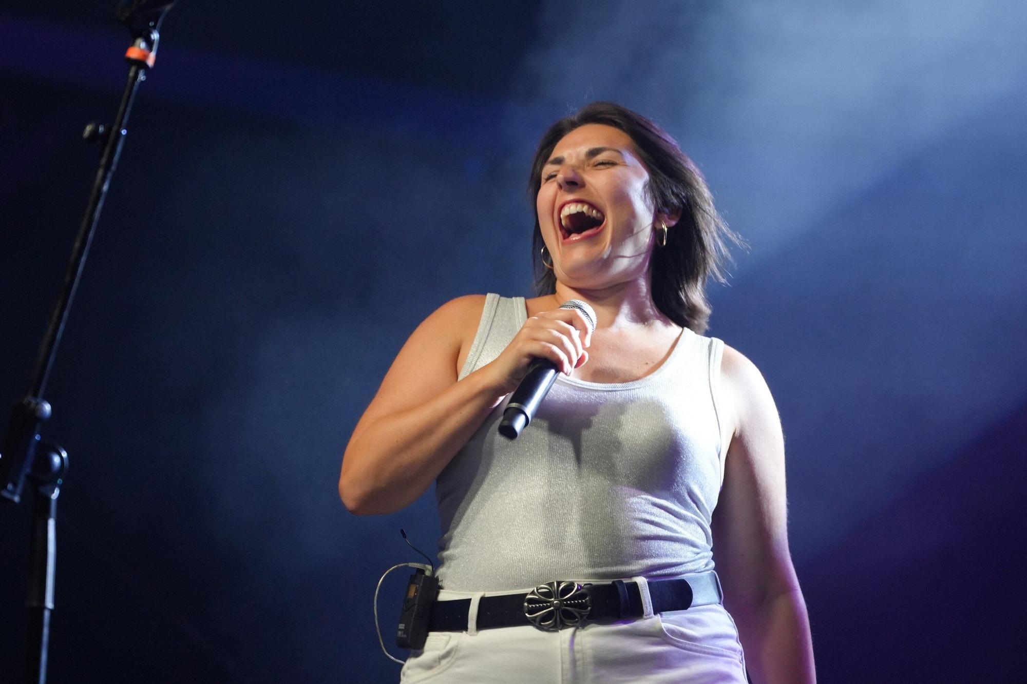En imágenes: música y más música para despedir La Blanca
