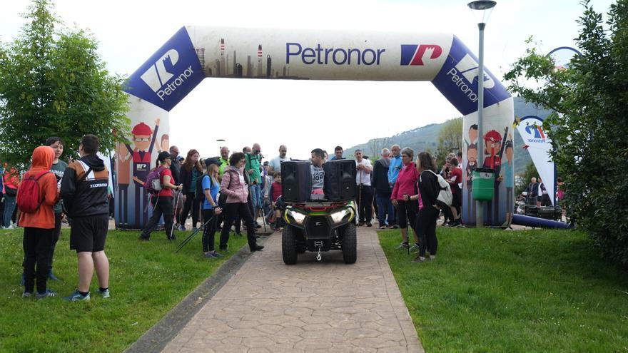 En imágenes: ¿Has estado en la Herri Martxa de Abanto-Zierbena? Búscate