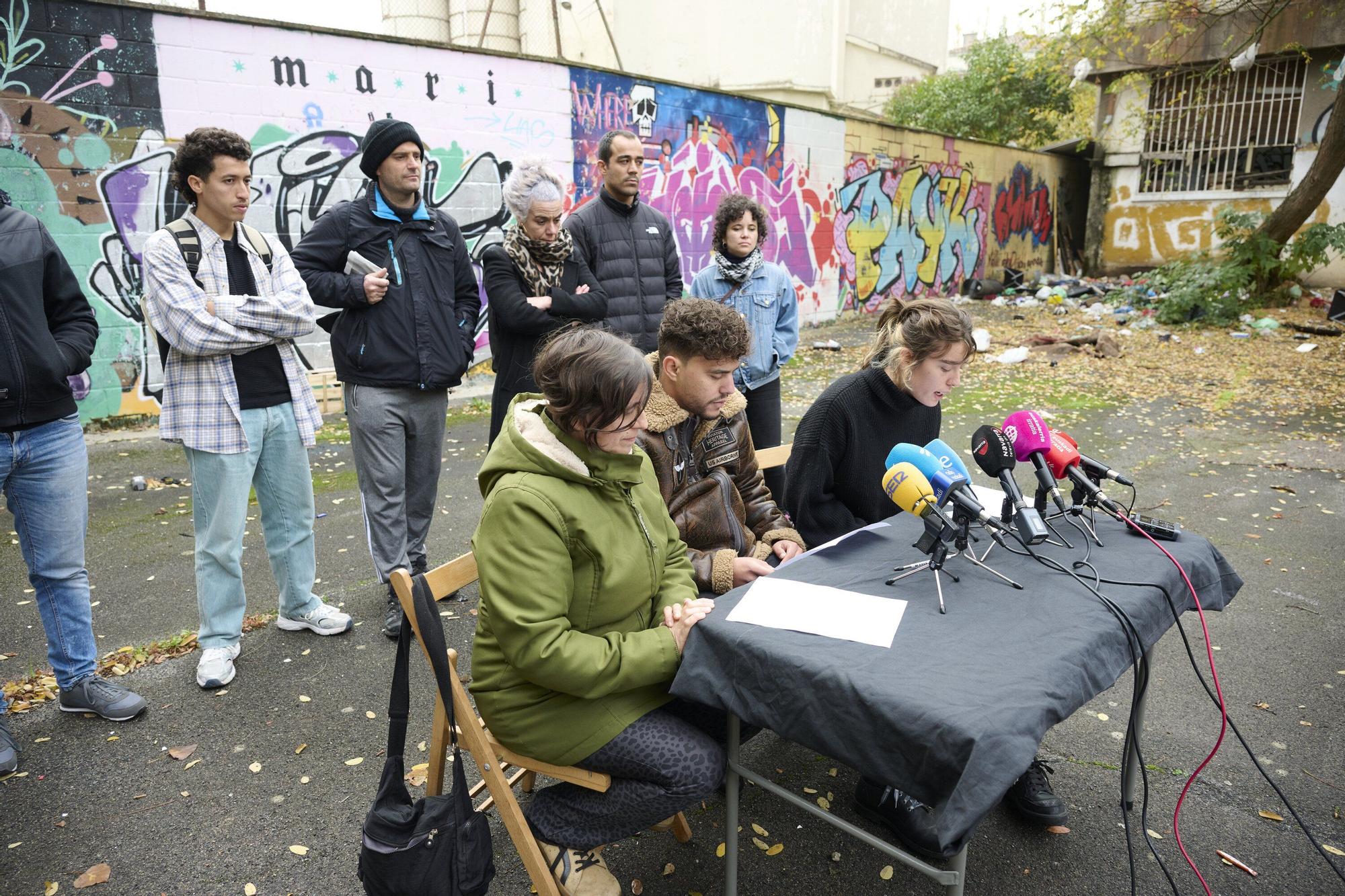 Los colectivos sociales solicitan al Ayuntamiento de Pamplona espacios municipales para alojar a personas sin hogar