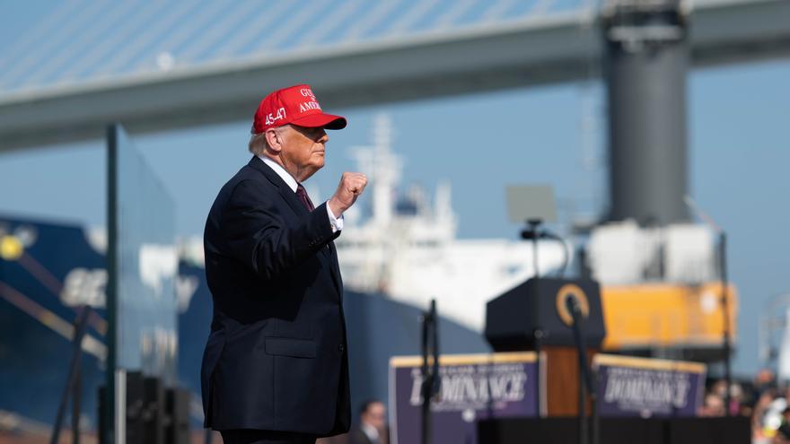 Directo | Alcanzado por proyectiles un remolcador en aguas del estrecho de Ormuz a once kilómetros de Omán