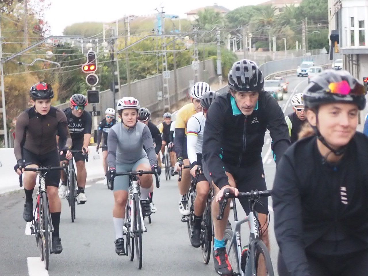 Fiesta ciclista en Deba
