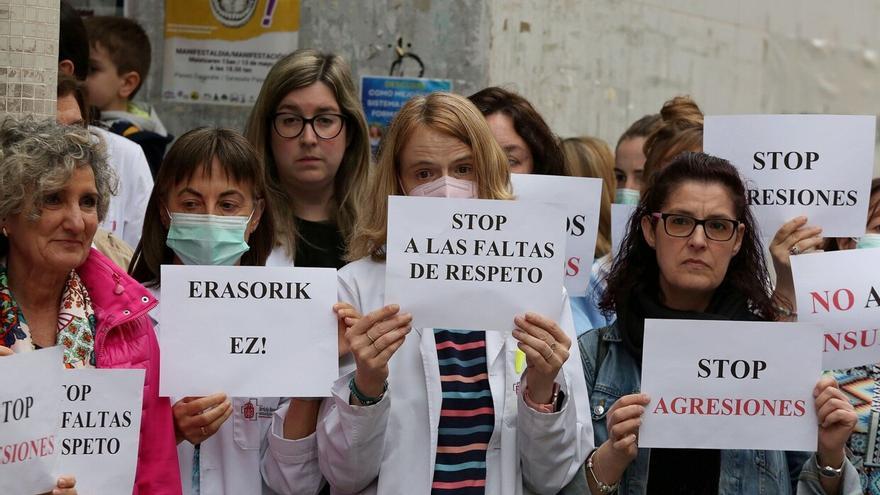 Aumentan los ataques a sanitarios y el 10% de los administrativos denuncia haber sufrido una agresión